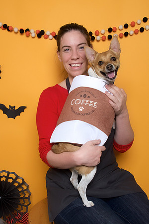 016 - Toby - Coffee cup with Barista