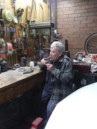 2023-1 smoking in garage